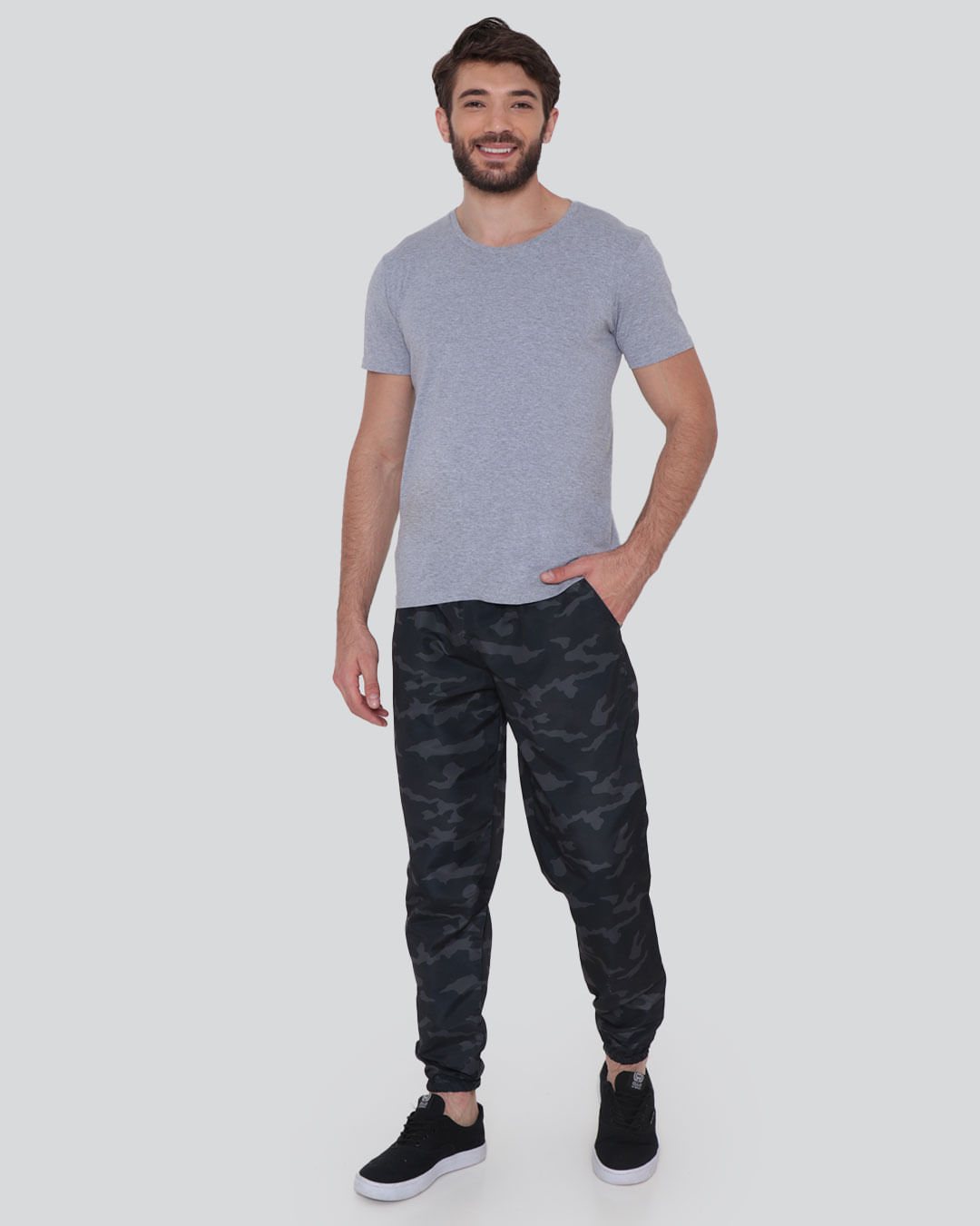 Calca-Fitness-Masculina-Jogger-Camuflada-Preta