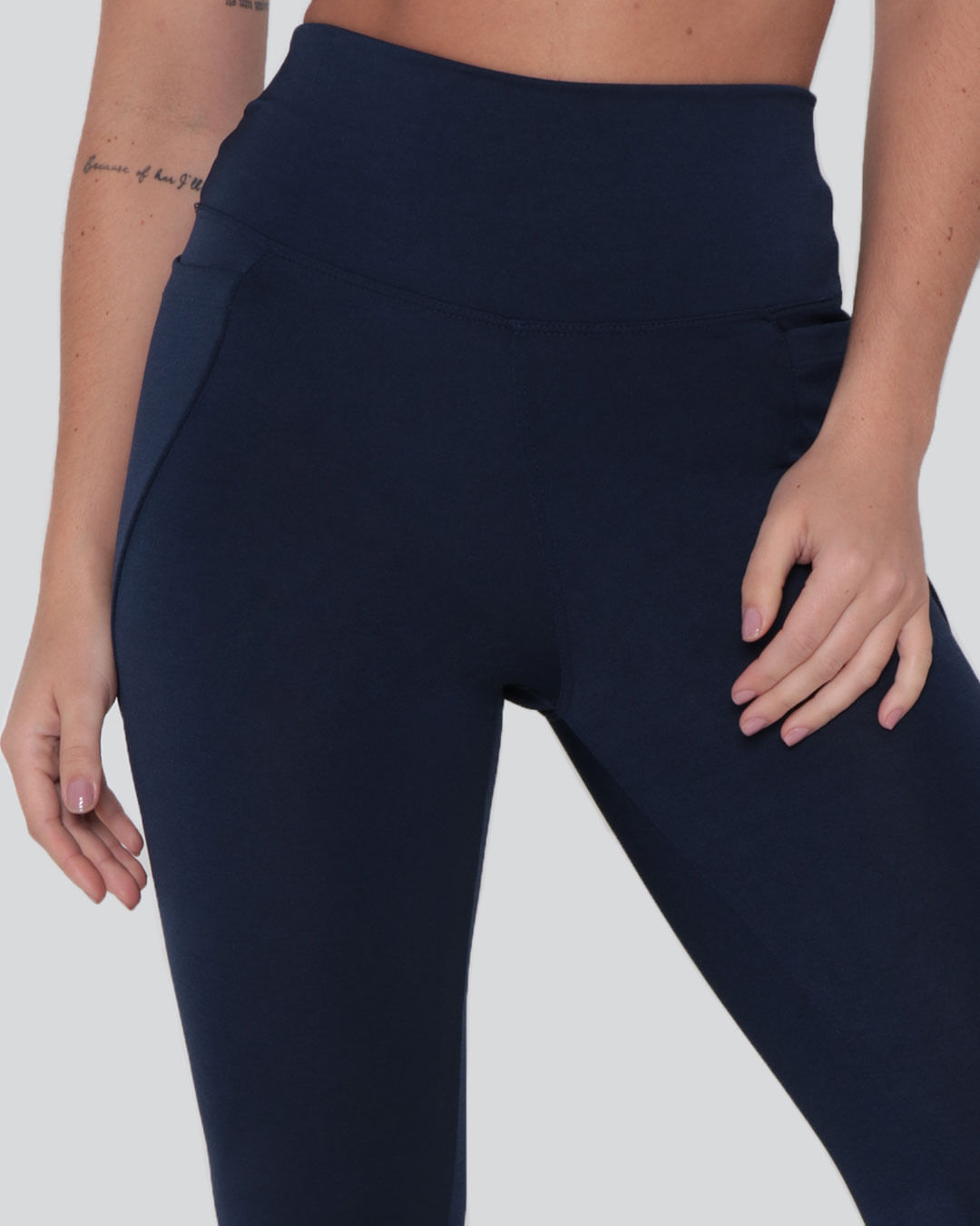 Calca-Legging-Fitness-Cos-Alto-Bolso-Lisa-Marinho