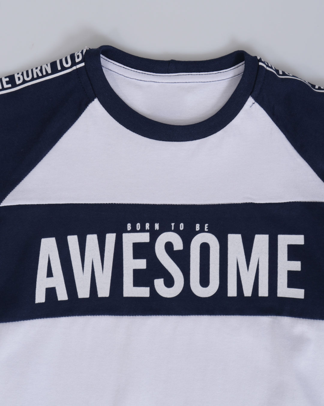 Camiseta-Bebe-Manga-Raglan-Awesome-Branca