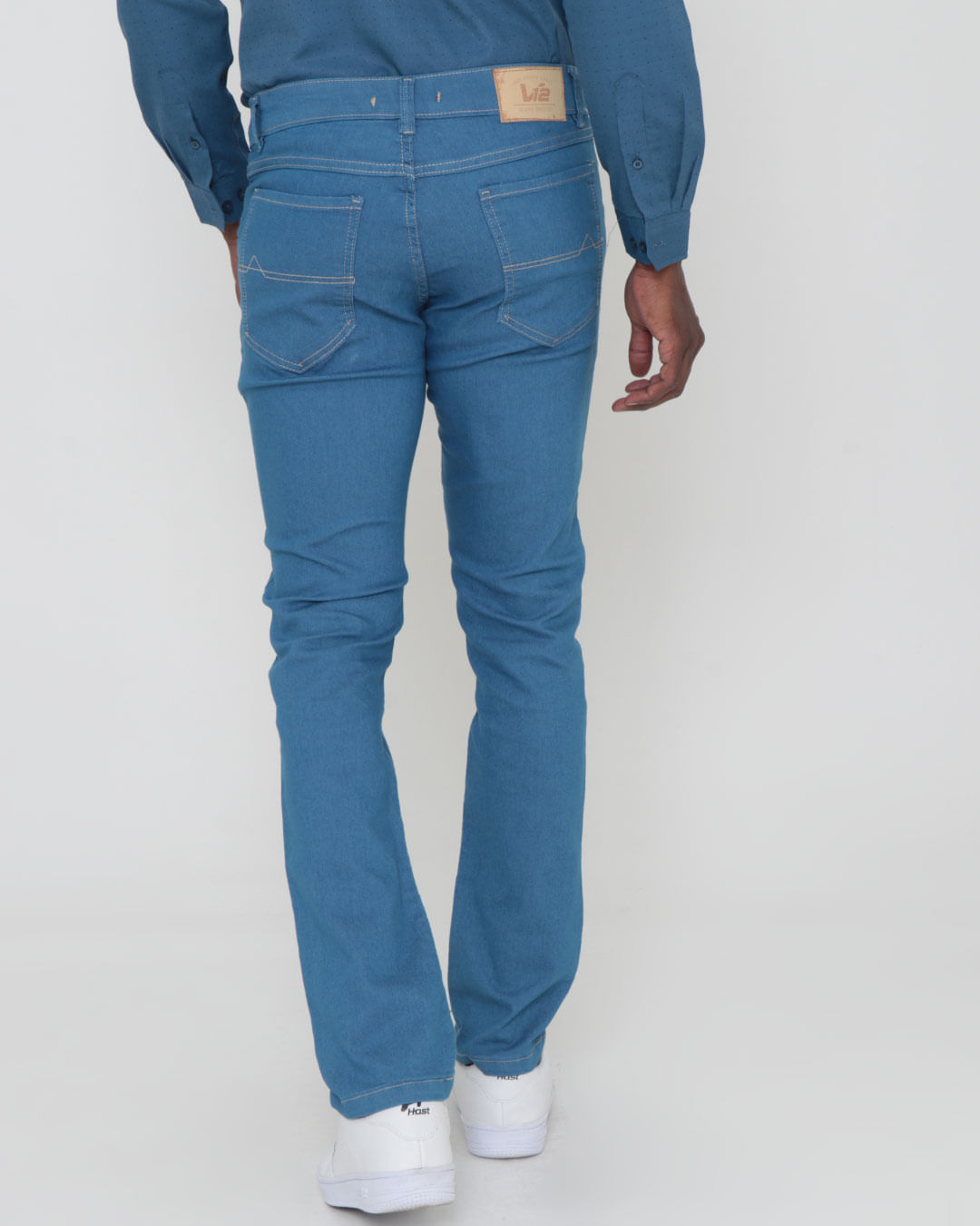 Calca-Jeans-Masculina-Basica-Reta-Azul-Claro-