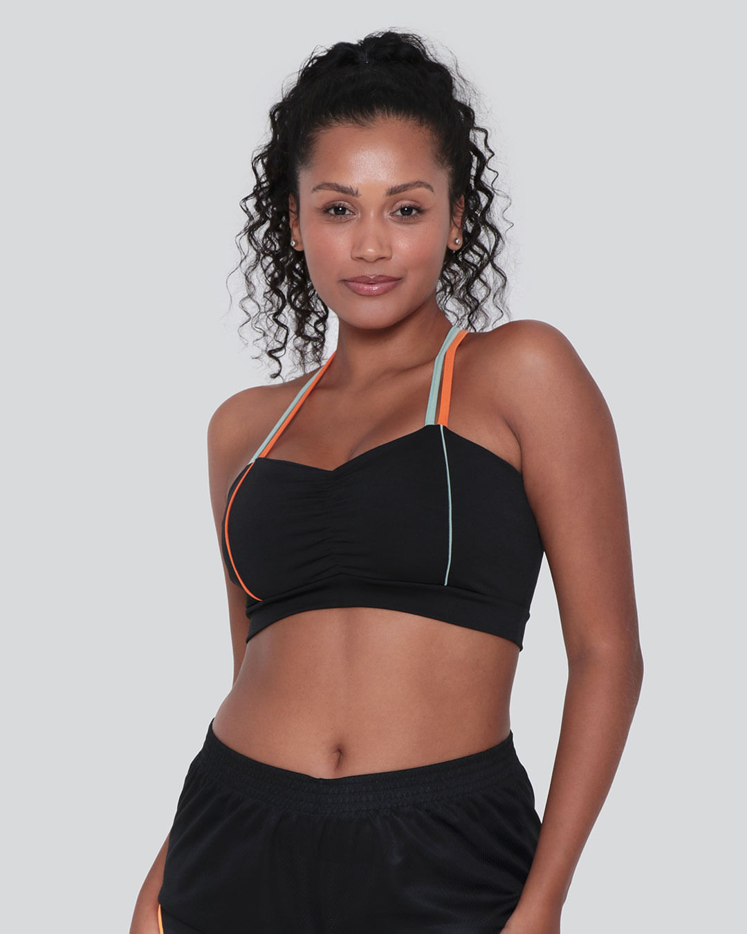 Top-Cropped-Fitness-Alcas-Finas-Cinza-Preto