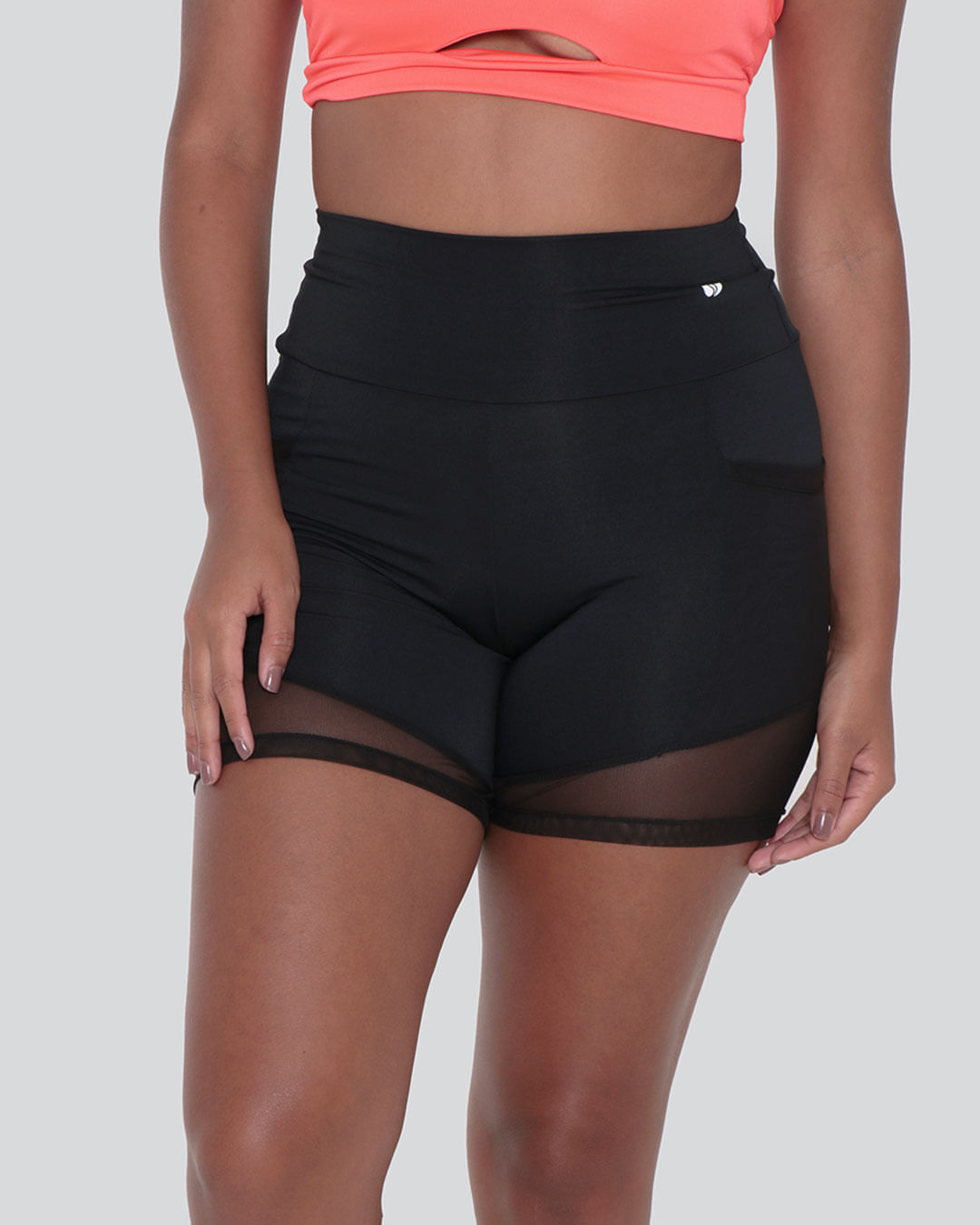 Bermuda-Feminina-Fitness-Recortes-Tule-Preta