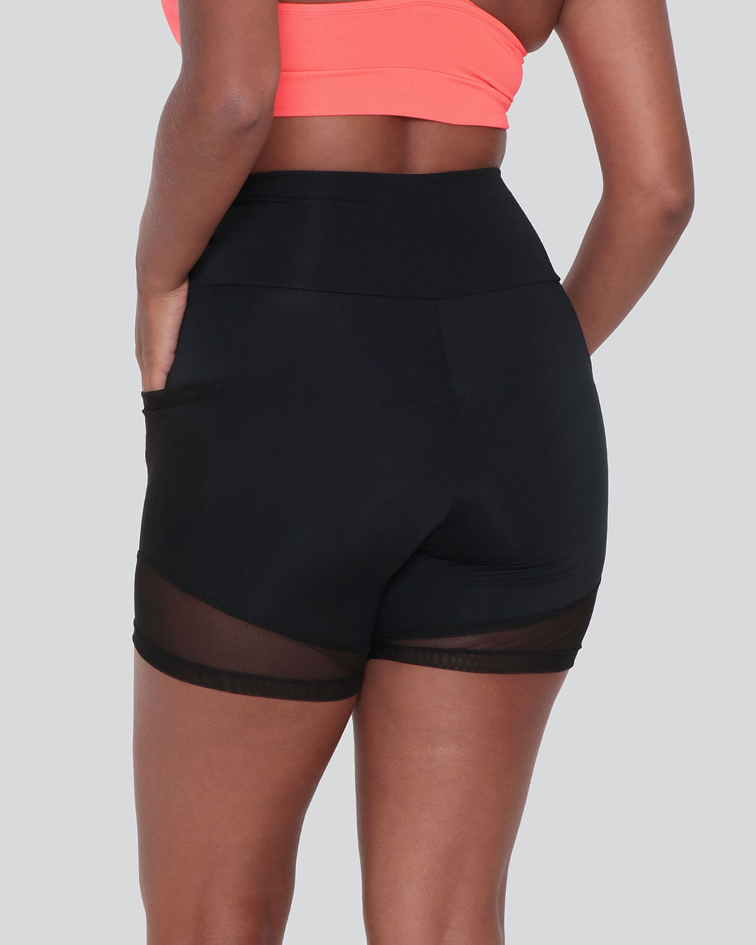 Bermuda-Feminina-Fitness-Recortes-Tule-Preta