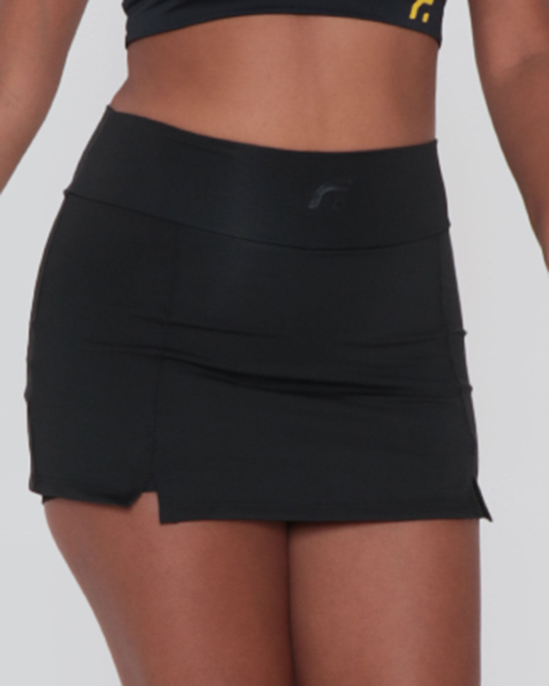 Short-Saia-Feminino-Fitness-Fitter-Suplex-Preto