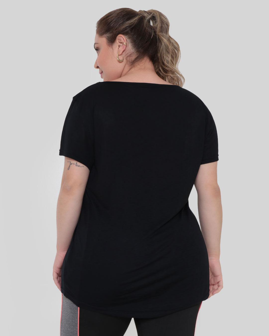 Blusa-Feminina-Plus-Size-Fitness-Fitter-Neon-Preta