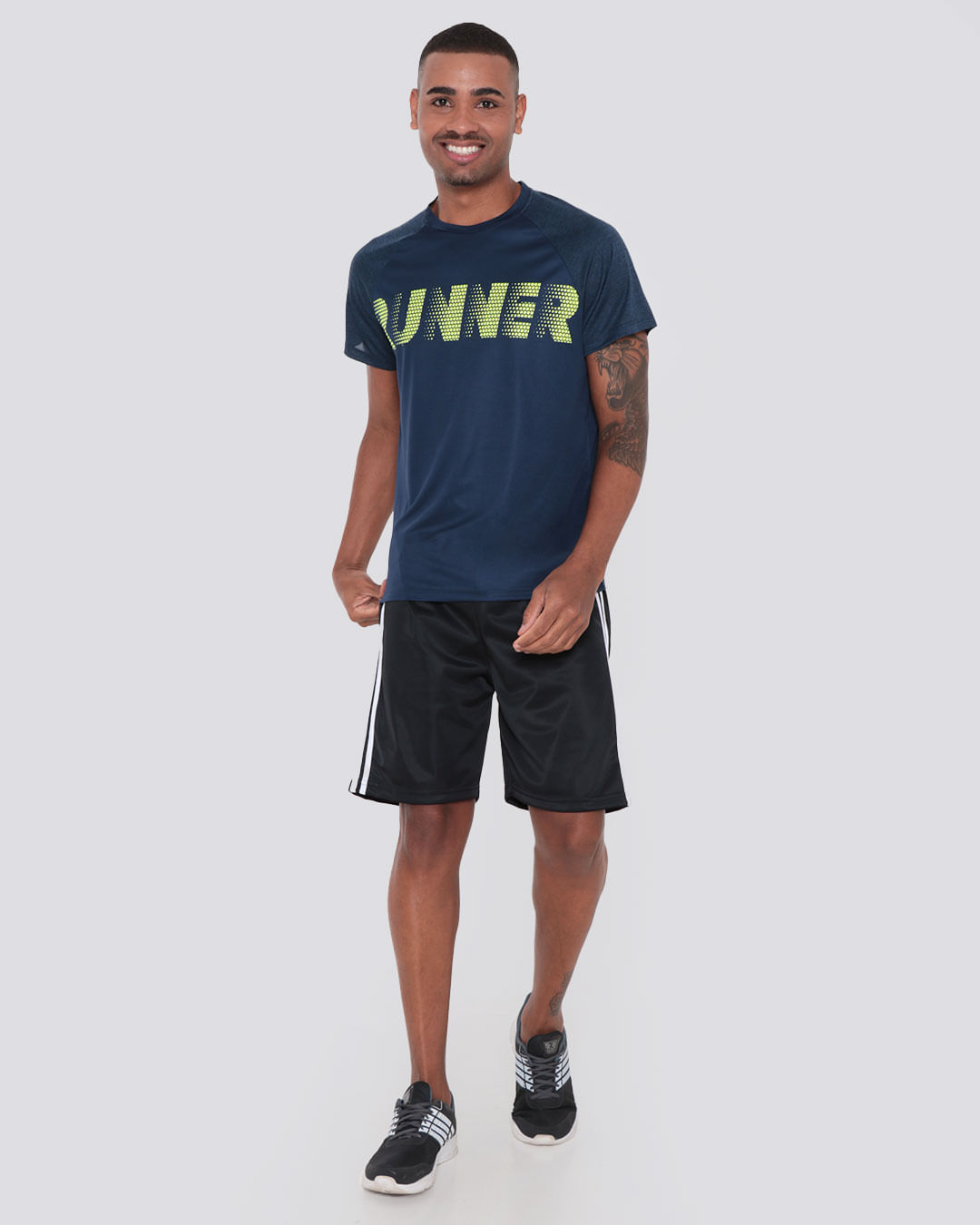 Camiseta-Masculina-Fitness-Estampa-Runner-Azul-Marinho