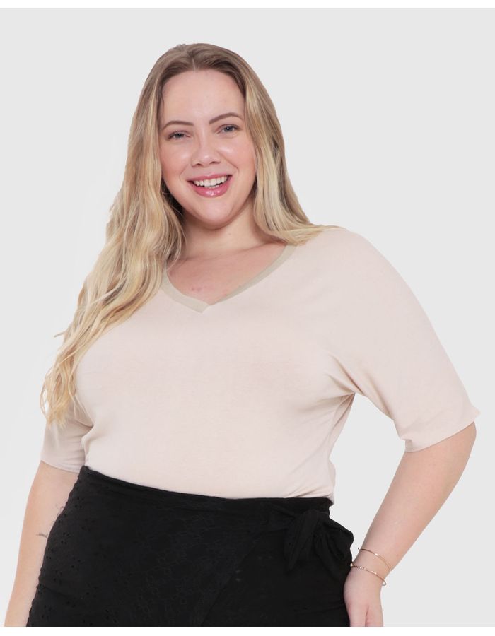 Blusa-Plus-Size-Viscose-Decote-V-Bege