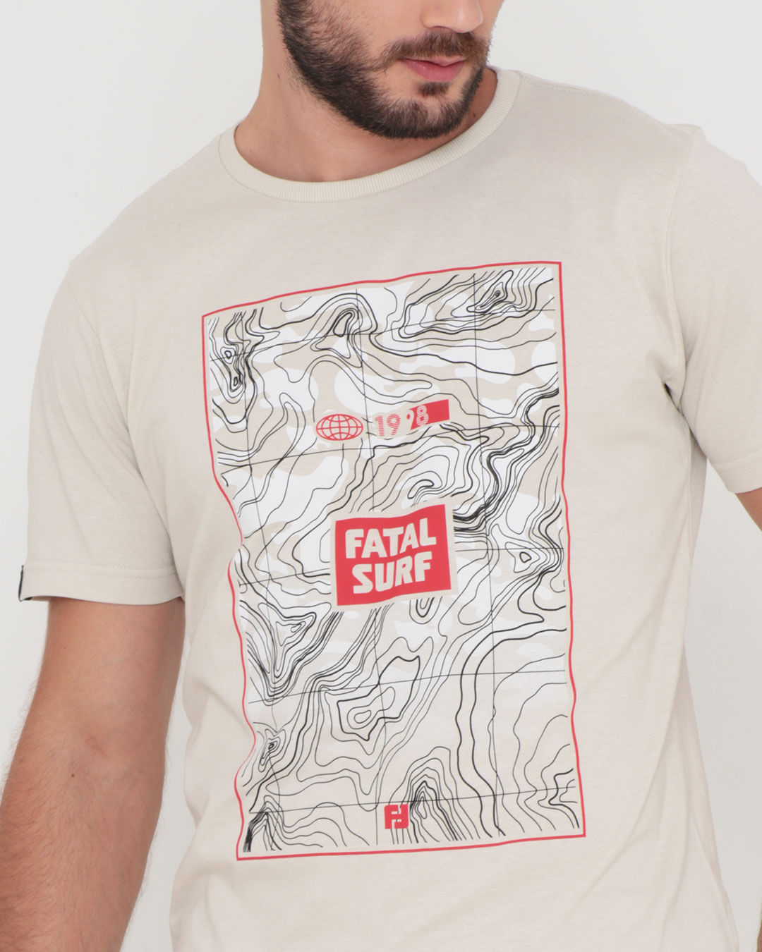 Camiseta-Manga-Curta-Estampa-Fatal-Surf-Bege-Claro