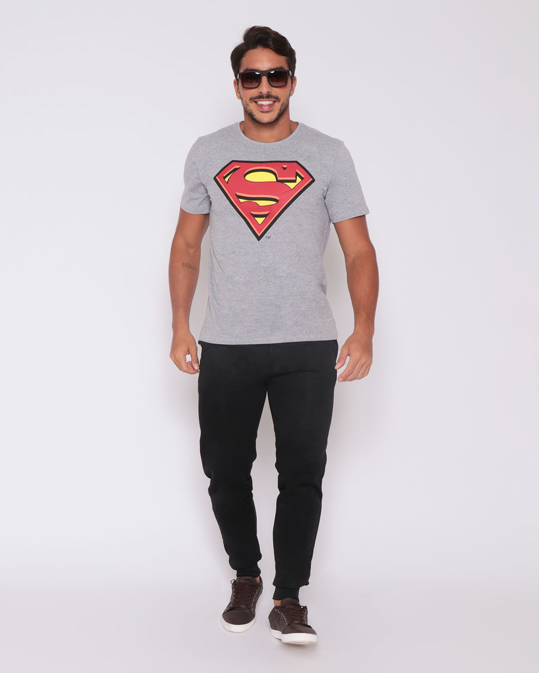 Camiseta-Masculina--Estampa-Superman-Liga-da-Justica-Cinza-