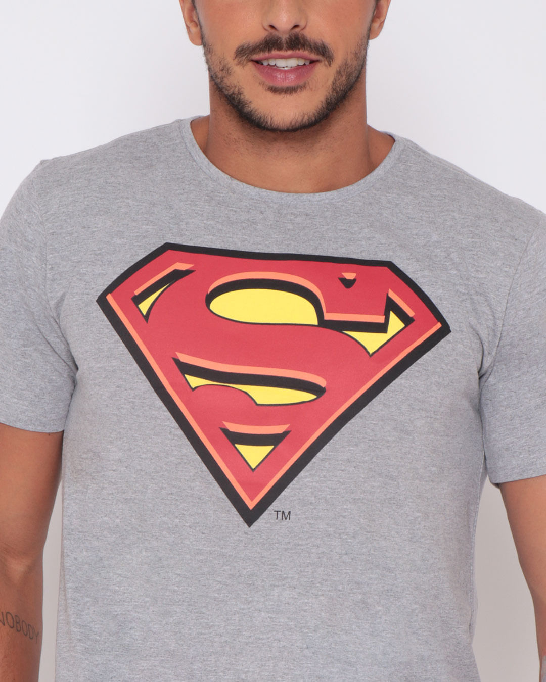 Camiseta-Masculina--Estampa-Superman-Liga-da-Justica-Cinza-