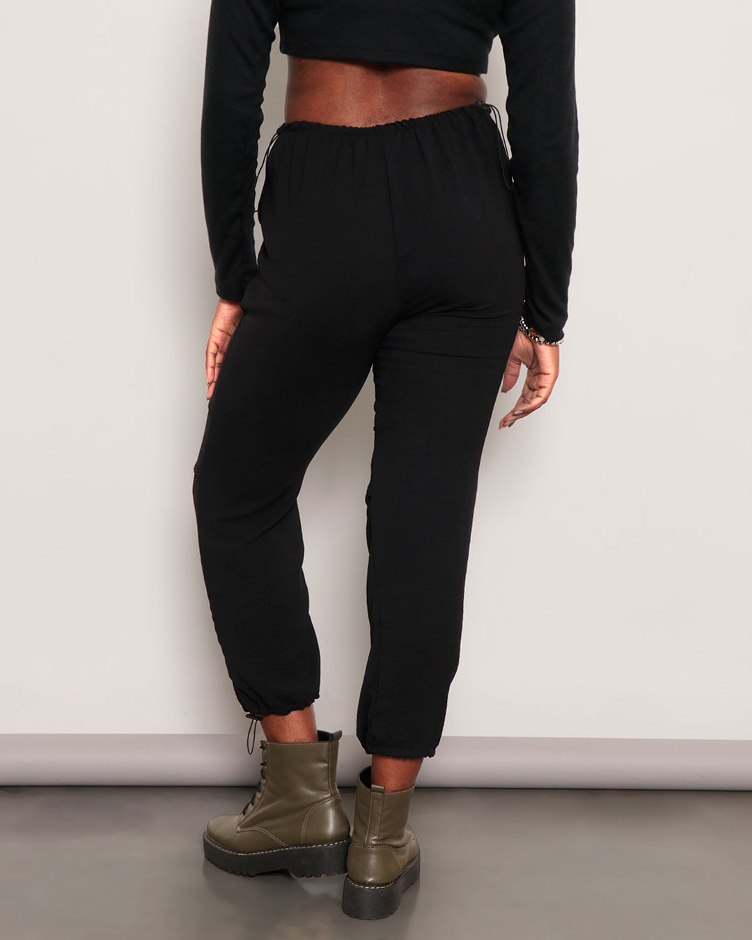 Calca-Feminina-Jogger-Viscose-Preta