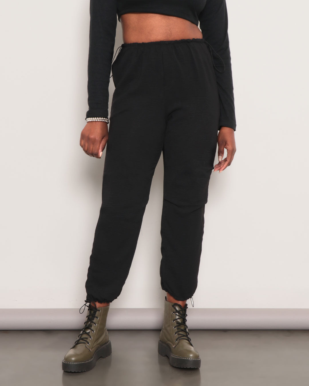 Calca-Feminina-Jogger-Viscose-Preta