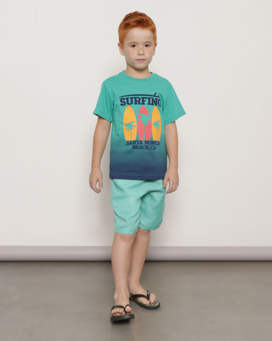 Camiseta-Infantil-Manga-Curta-Surfing-Verde