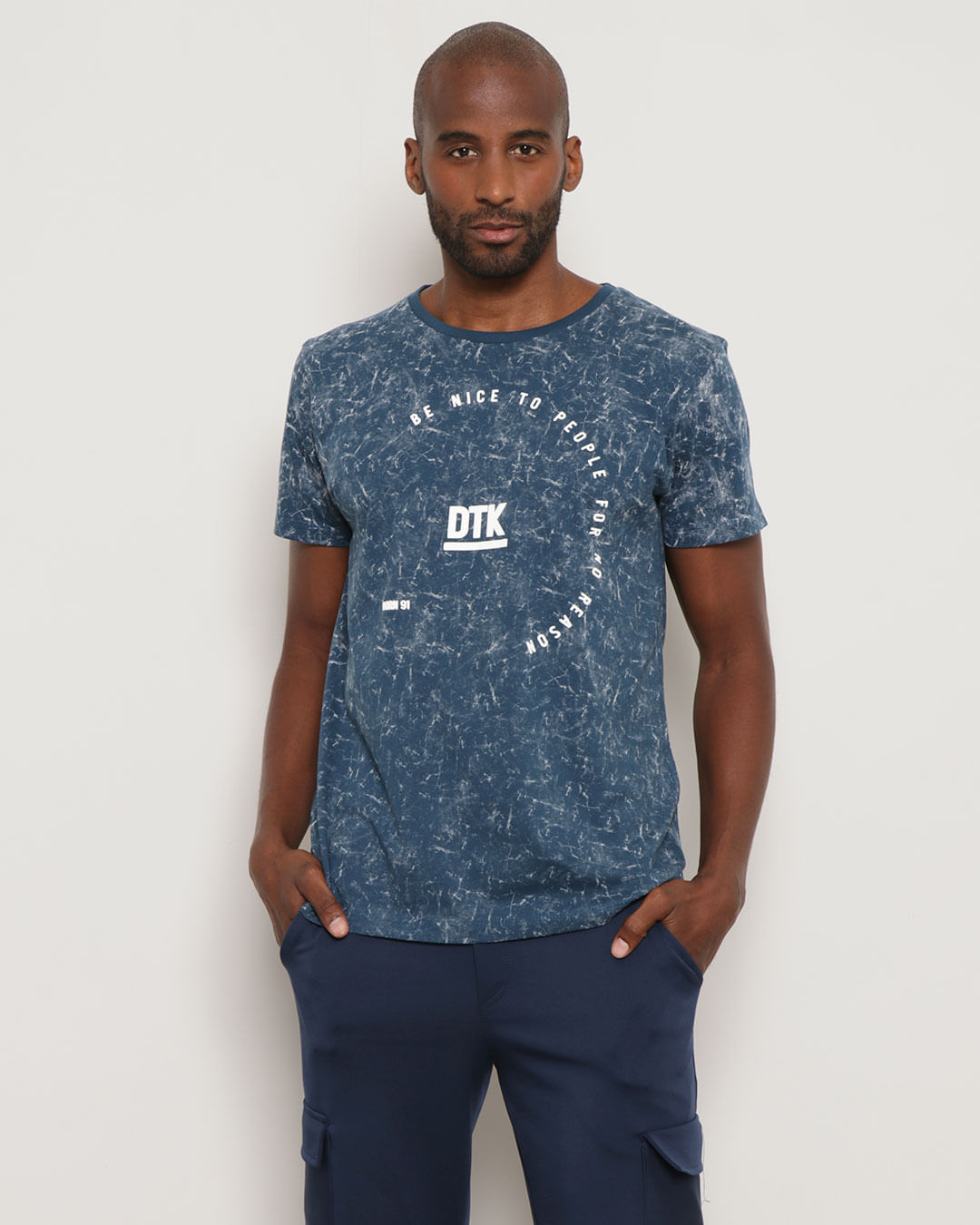 Camiseta-Masculina-Marmorizada-Azul