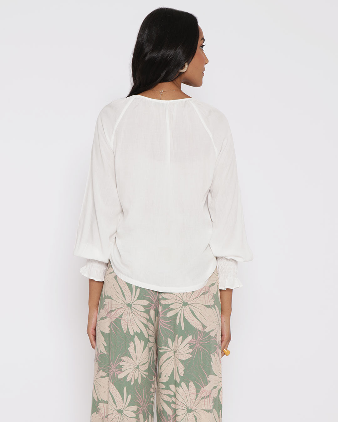 Blusa-Feminina-Viscose-Manga-Longa-Lastex-Off-White