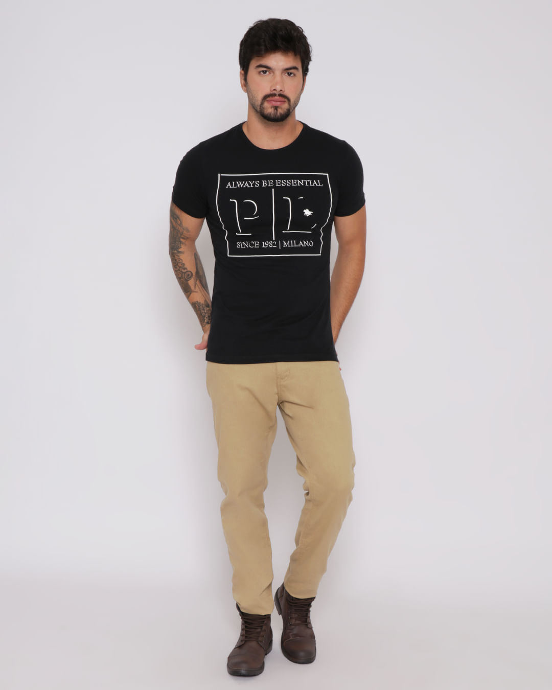 Camiseta-Masculina-Manga-Curta-Com-Estampa-Preta