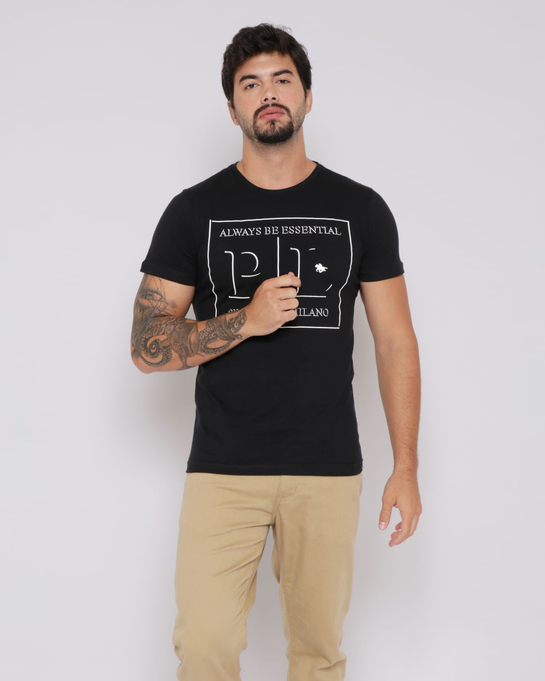 Camiseta-Masculina-Manga-Curta-Com-Estampa-Preta