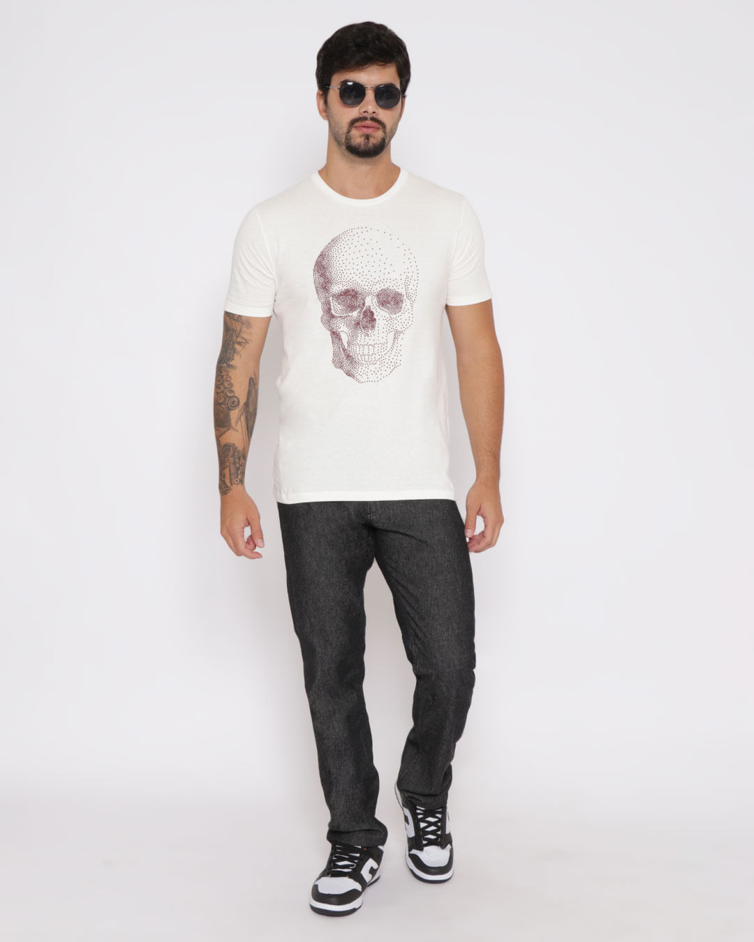 Camiseta-Masculina-Estampa-Alto-Relevo-Caveira-Off-White