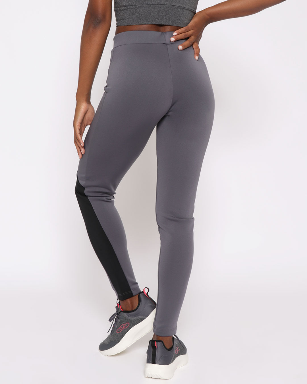 Calca-Legging-Fitness-Feminina-Com-Recortes-Cinza