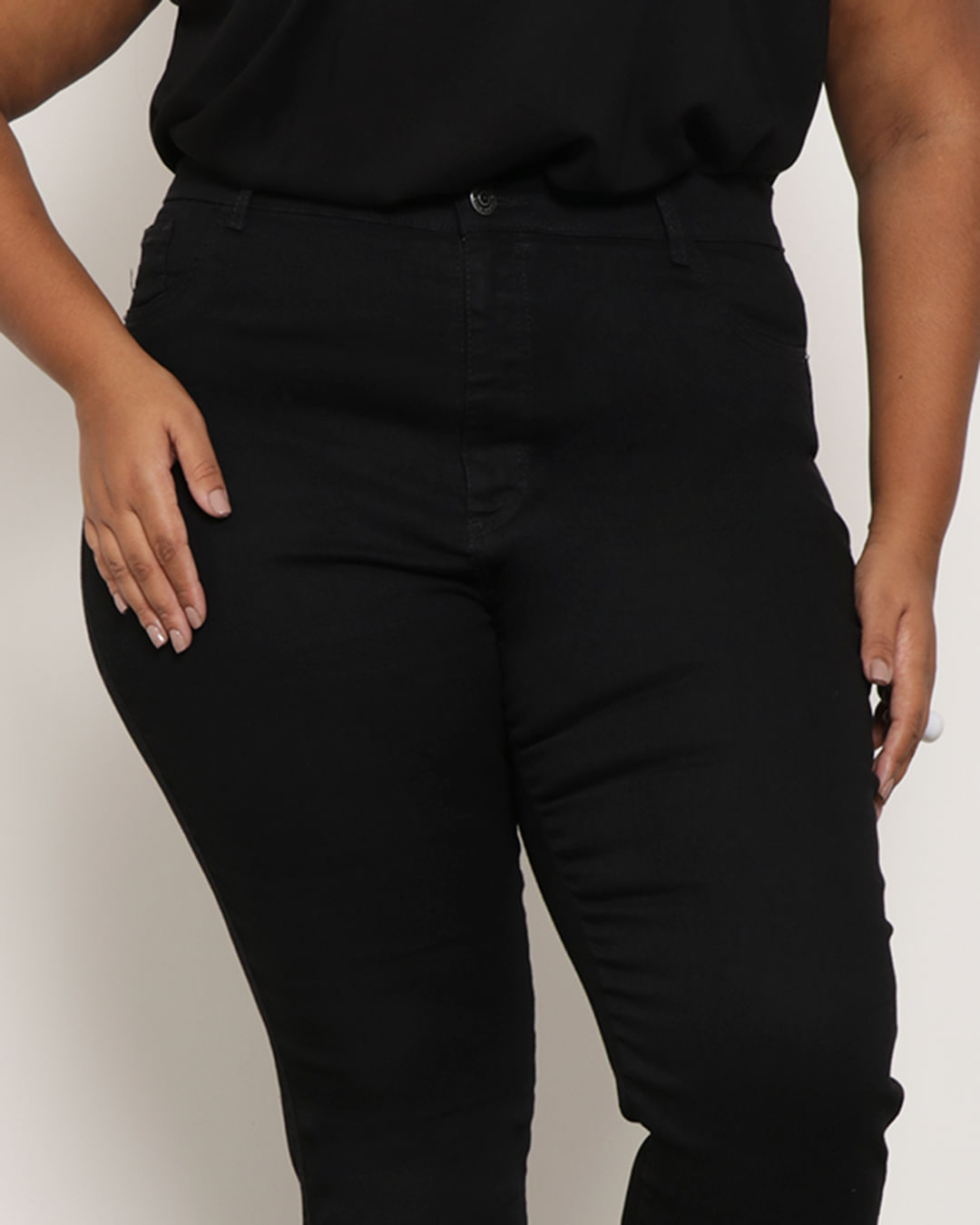 Calça jeans mom plus size - R$ 129.90, cor Azul claro (com lycra) #149364,  compre agora