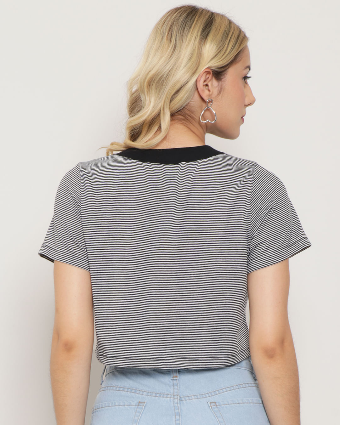 Blusa-Cropped-Feminina-Chicago-Listrada-Preta