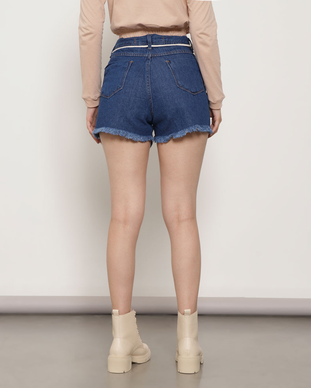 Short-Jeans-Feminino-Barra-Desfiada-Azul