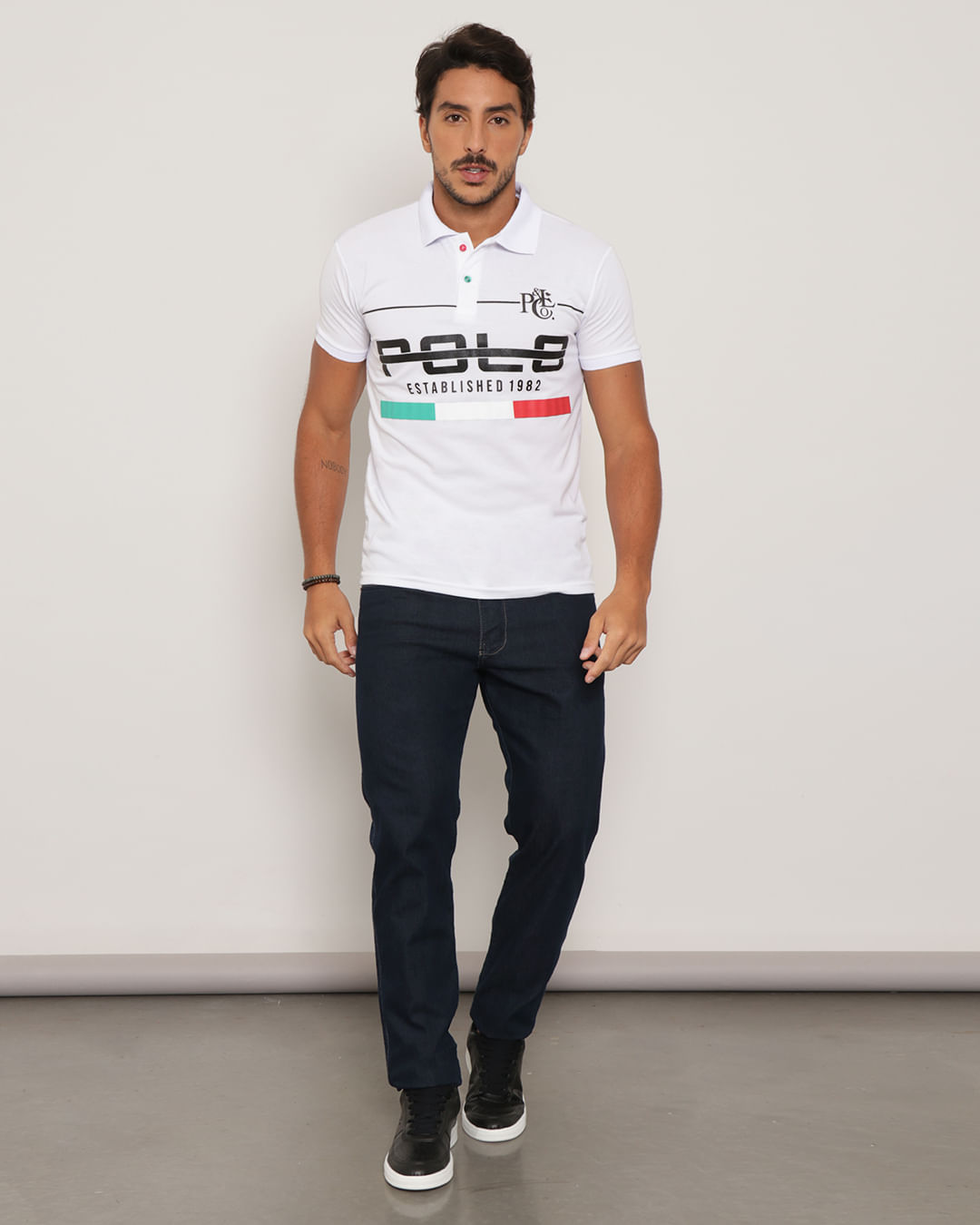 Polo-Masculina-Estampada-Branca