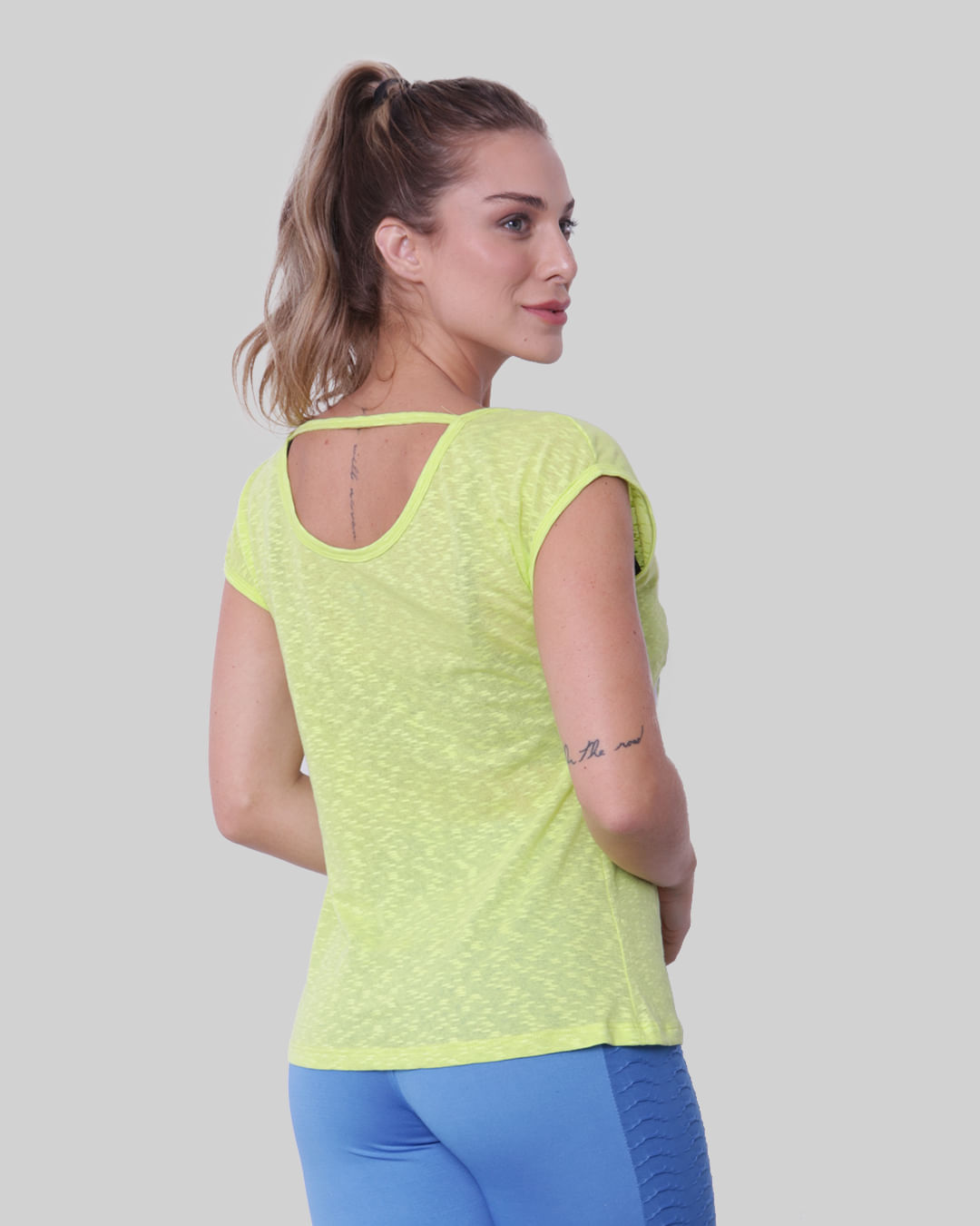 Blusa-Feminina-Fitness-Fitter-Estampada-Neon-Verde