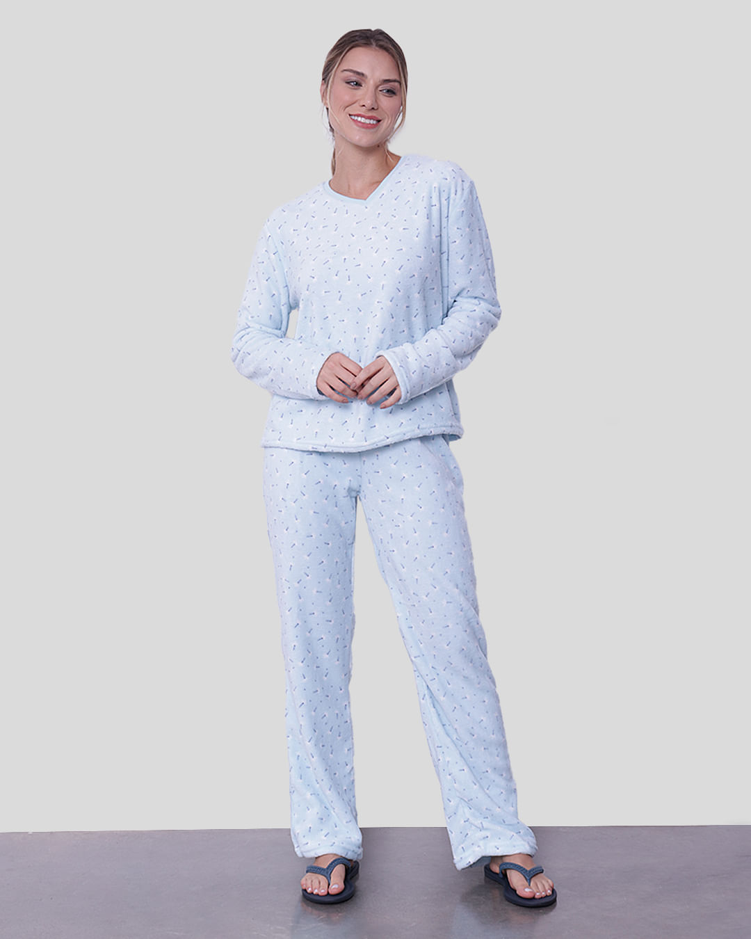 Pijama-Feminino-Manga-Longa-Flannel-Azul-Claro