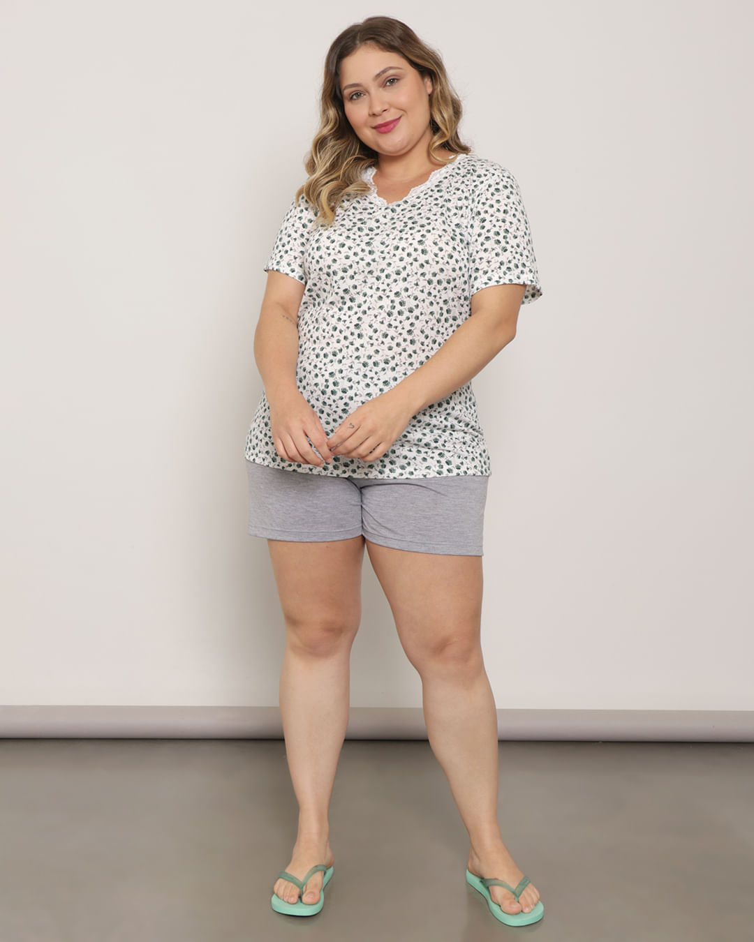 Pijama-Plus-Size-Feminino-Curto-Floral-Verde