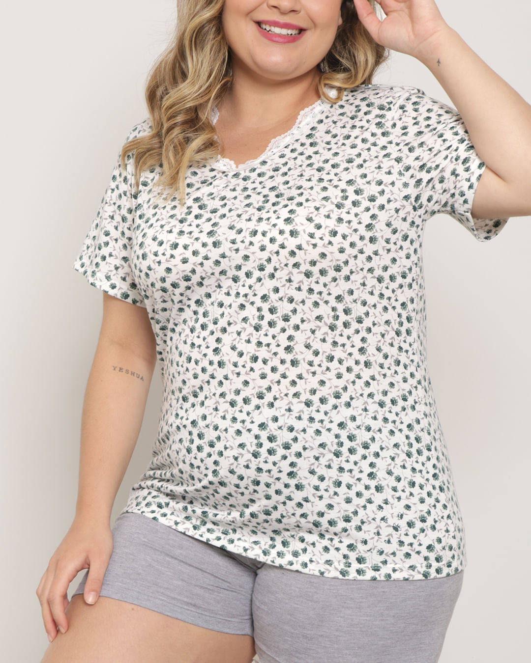 Pijama-Plus-Size-Feminino-Curto-Floral-Verde