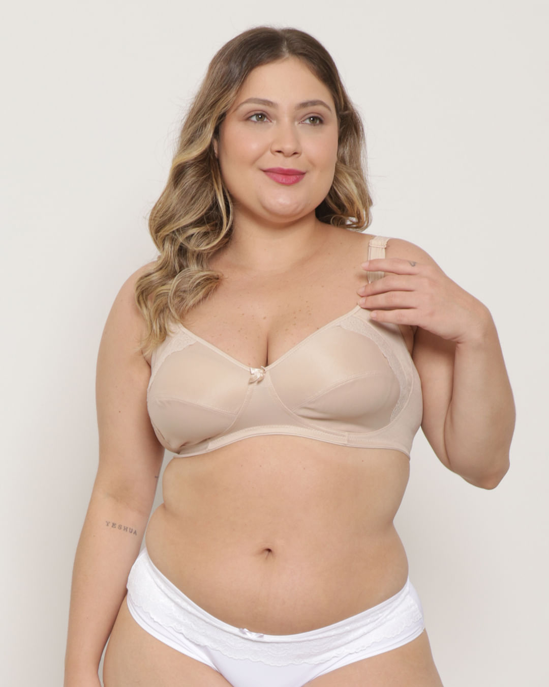 Sutia-Plus-Size-Base-Sem-Bojo-Sustentacao-Delrio-Bege