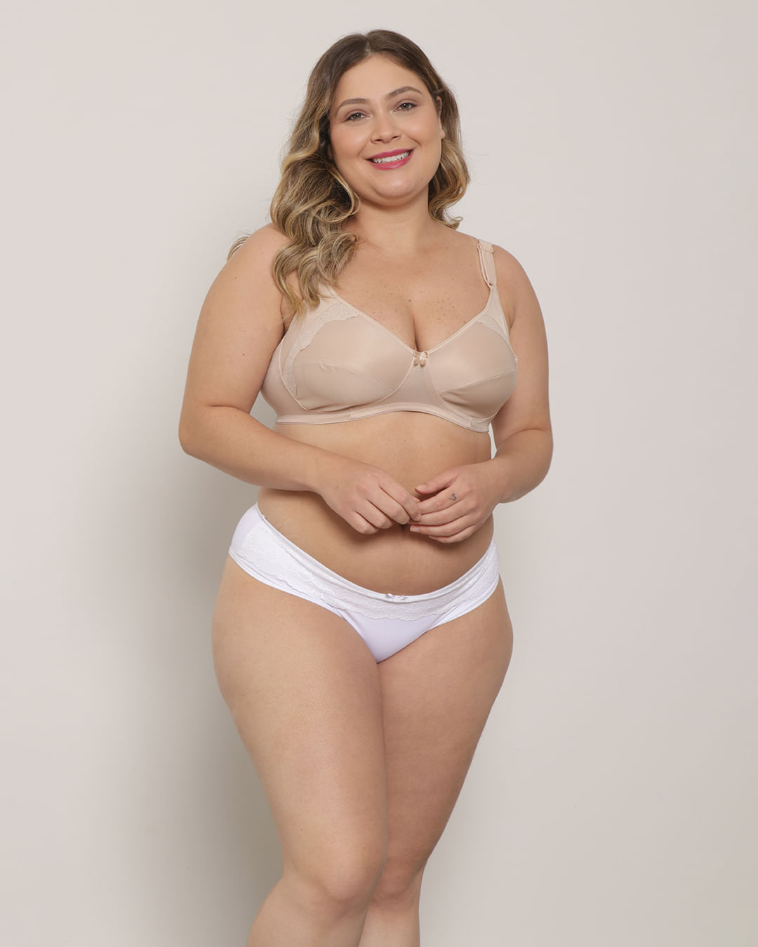 Sutia-Plus-Size-Base-Sem-Bojo-Sustentacao-Delrio-Bege