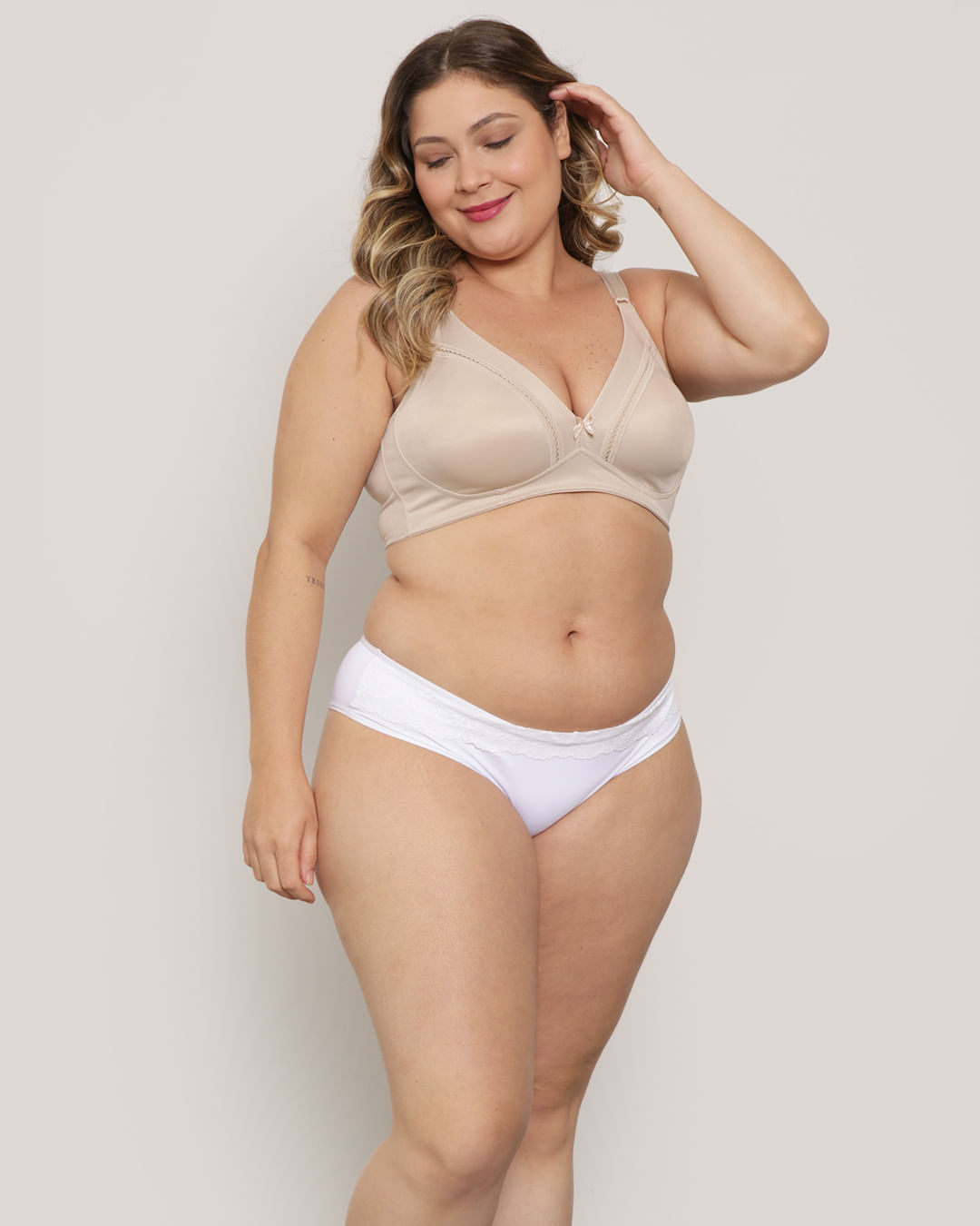 Sutia-Plus-Size-Base-Sem-Bojo-Sustentacao-Delrio-Bege