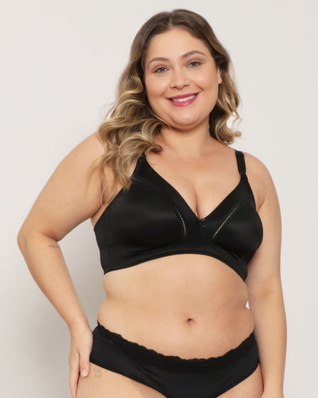 Sutia-Plus-Size-Base-Sem-Bojo-Sustentacao-Delrio-Preto