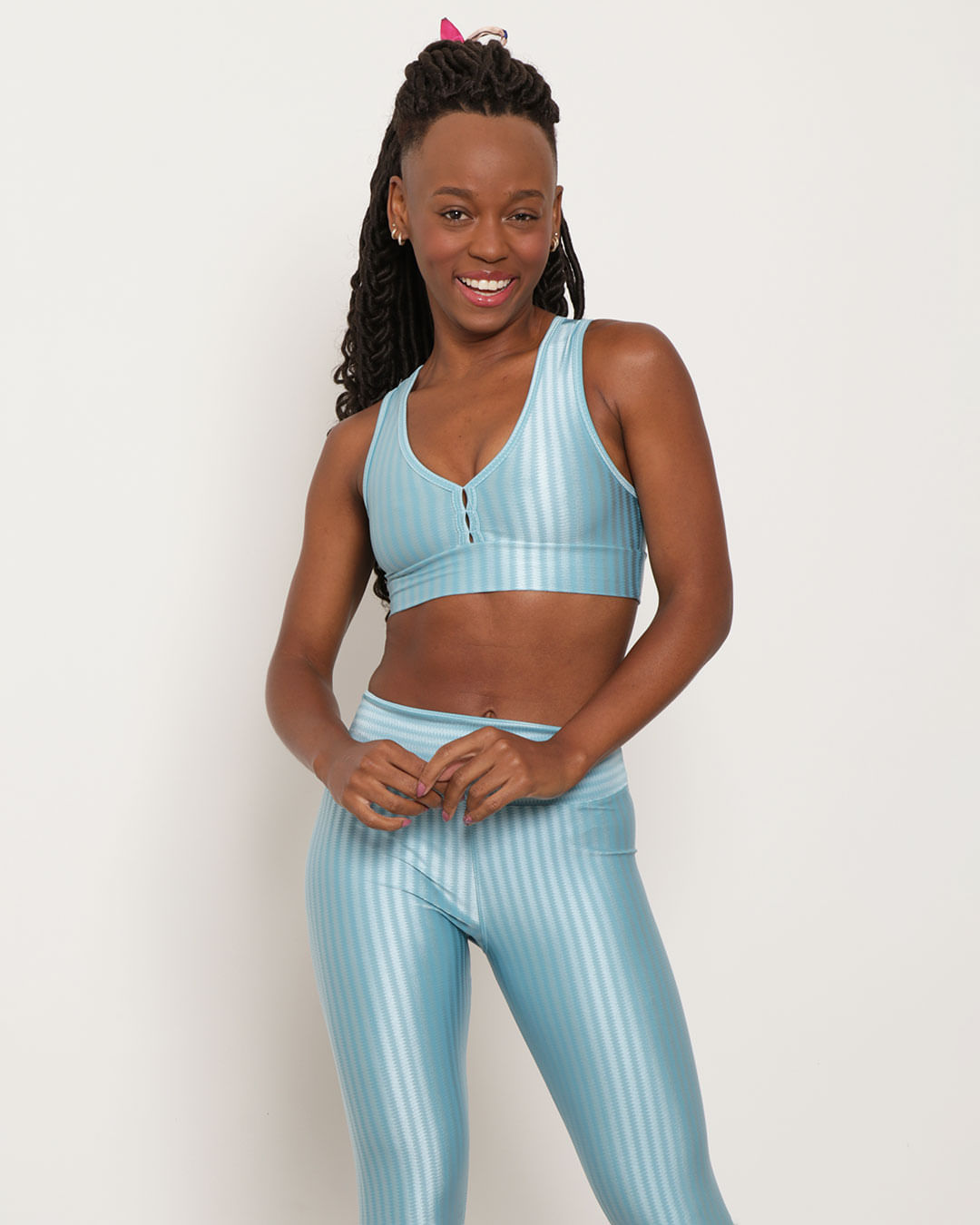 Top-Feminino-Fitness-Listras-3D-Nadador-Azul-Claro