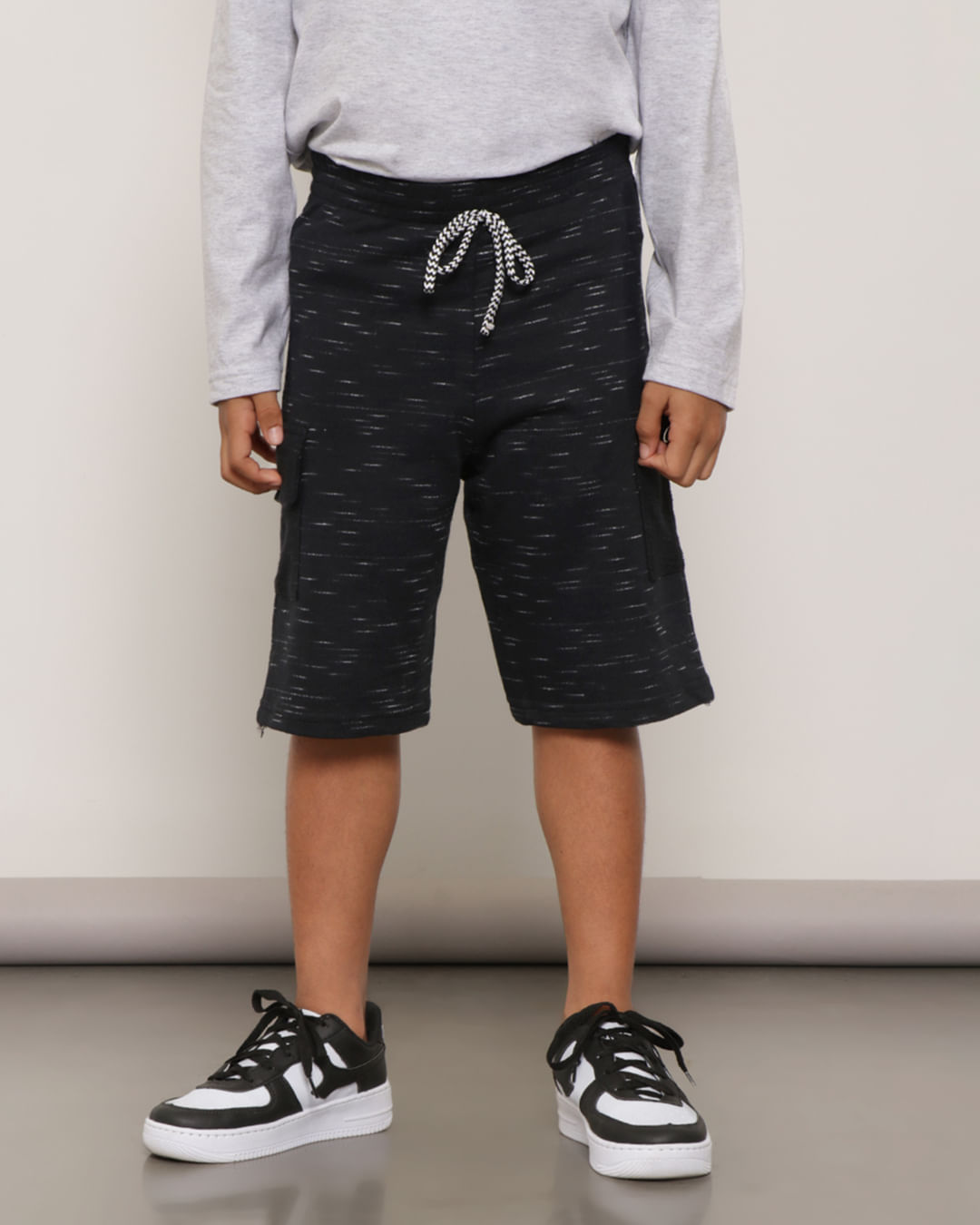 Bermuda-Moletinho-Infantil-Bolso-Cargo-Flame-Preto