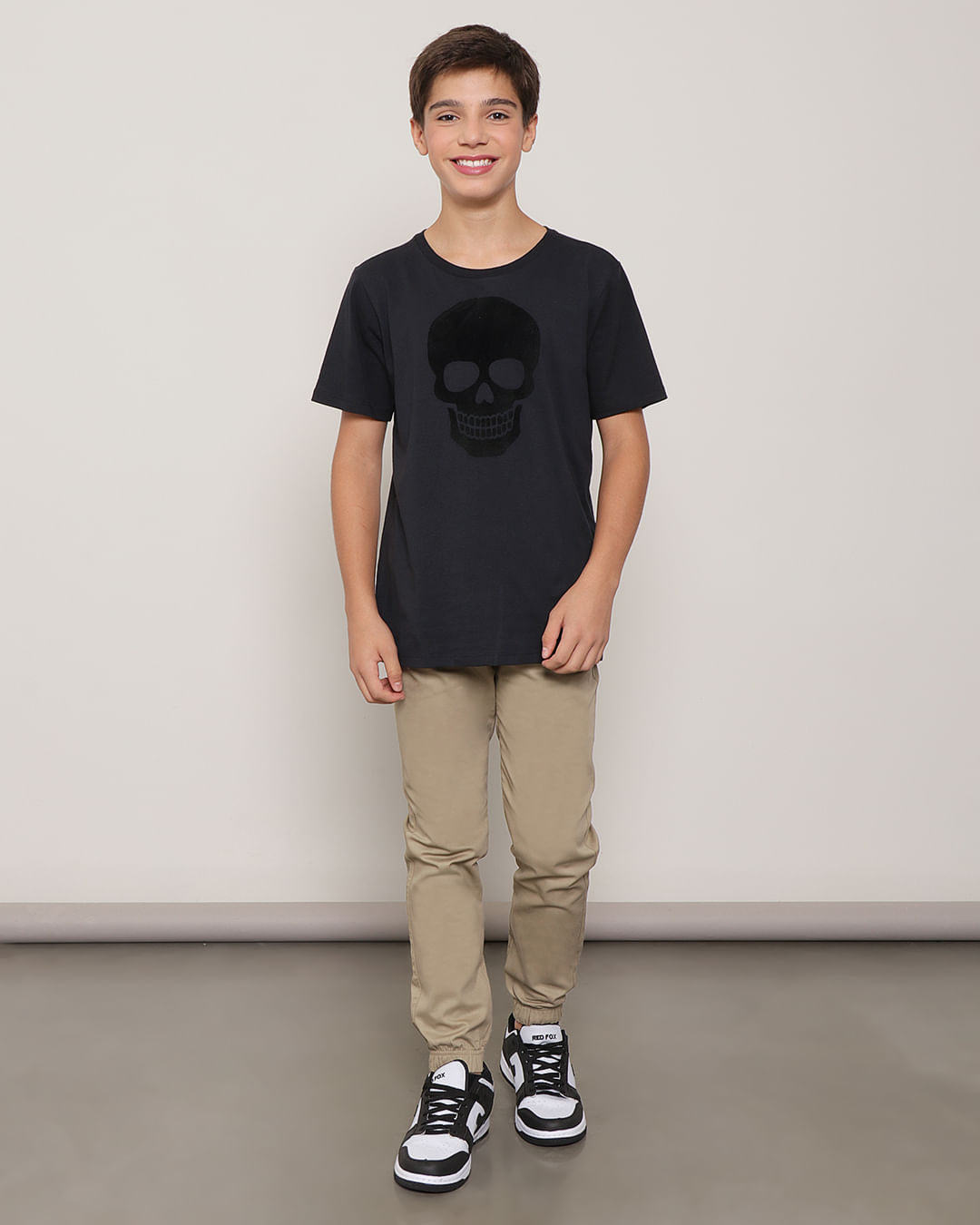 Camiseta-Juvenil-Manga-Curta-Estampa-Caveira-Preta