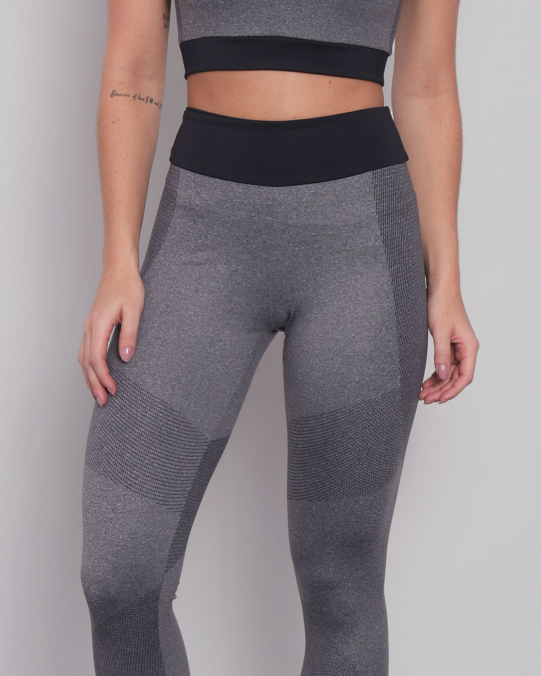 Calca-Legging-Fitness-Estampada-Fitter-Cinza