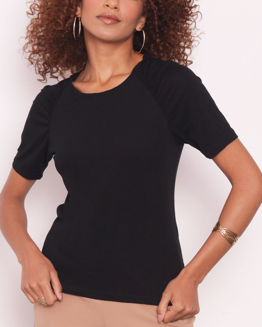 Blusa-Feminina-Manga-Curta-com-Franzido-Preta