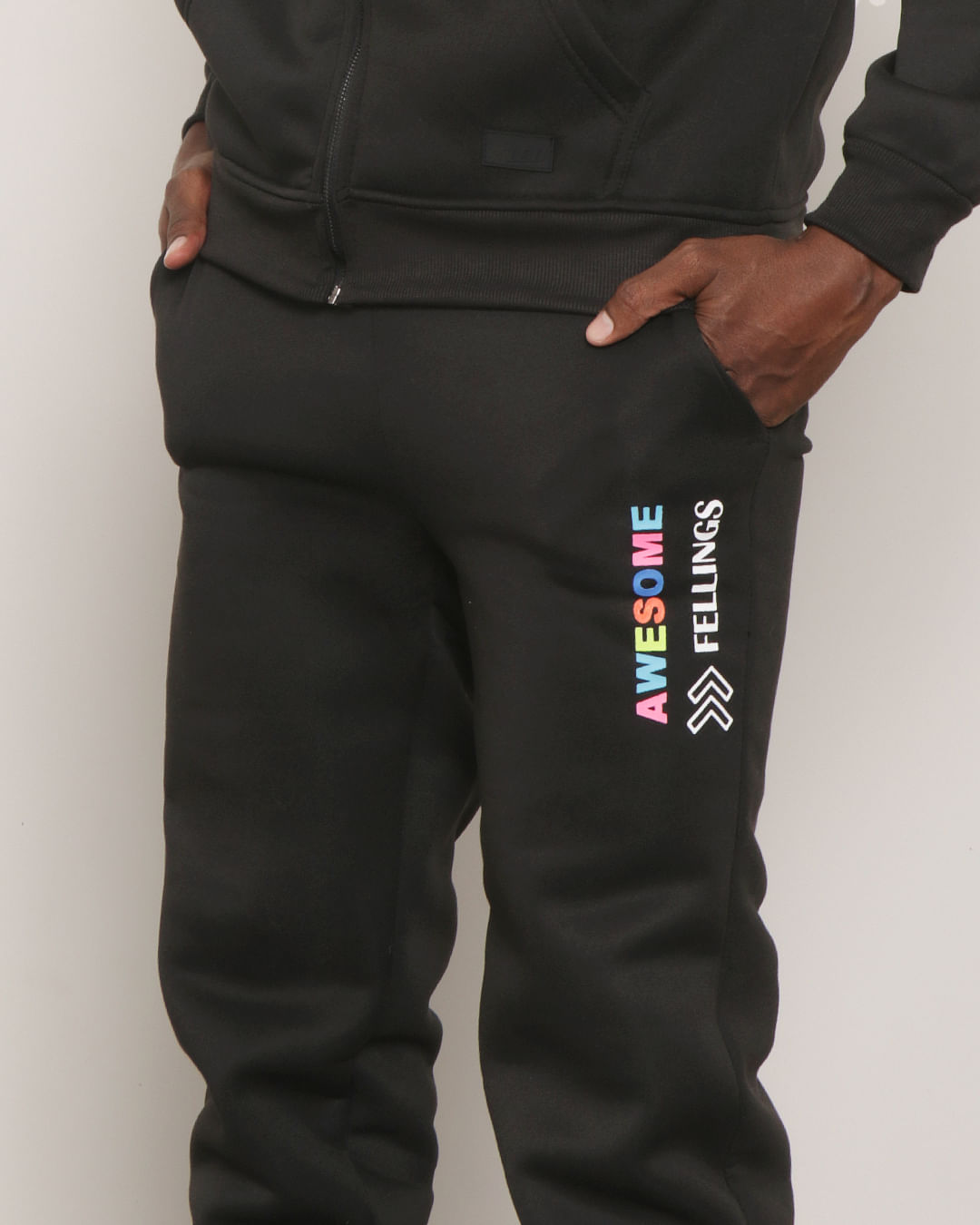 27161000096136preto04