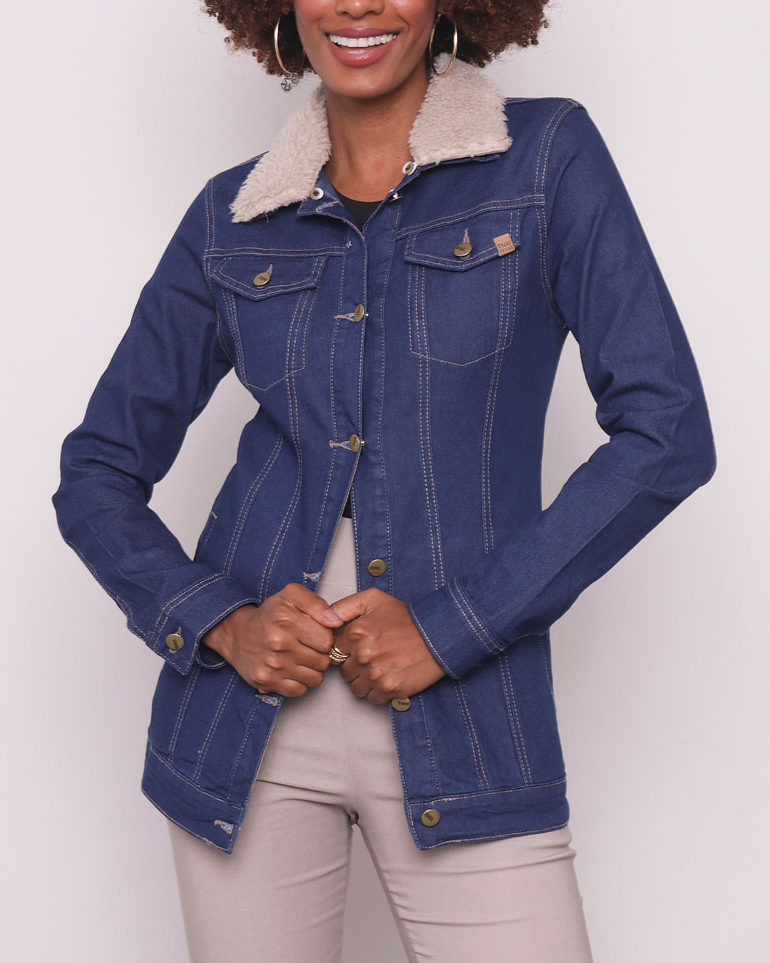 Jaqueta-Jeans-Feminina-Capuz-Sherpa-Removivel-Azul