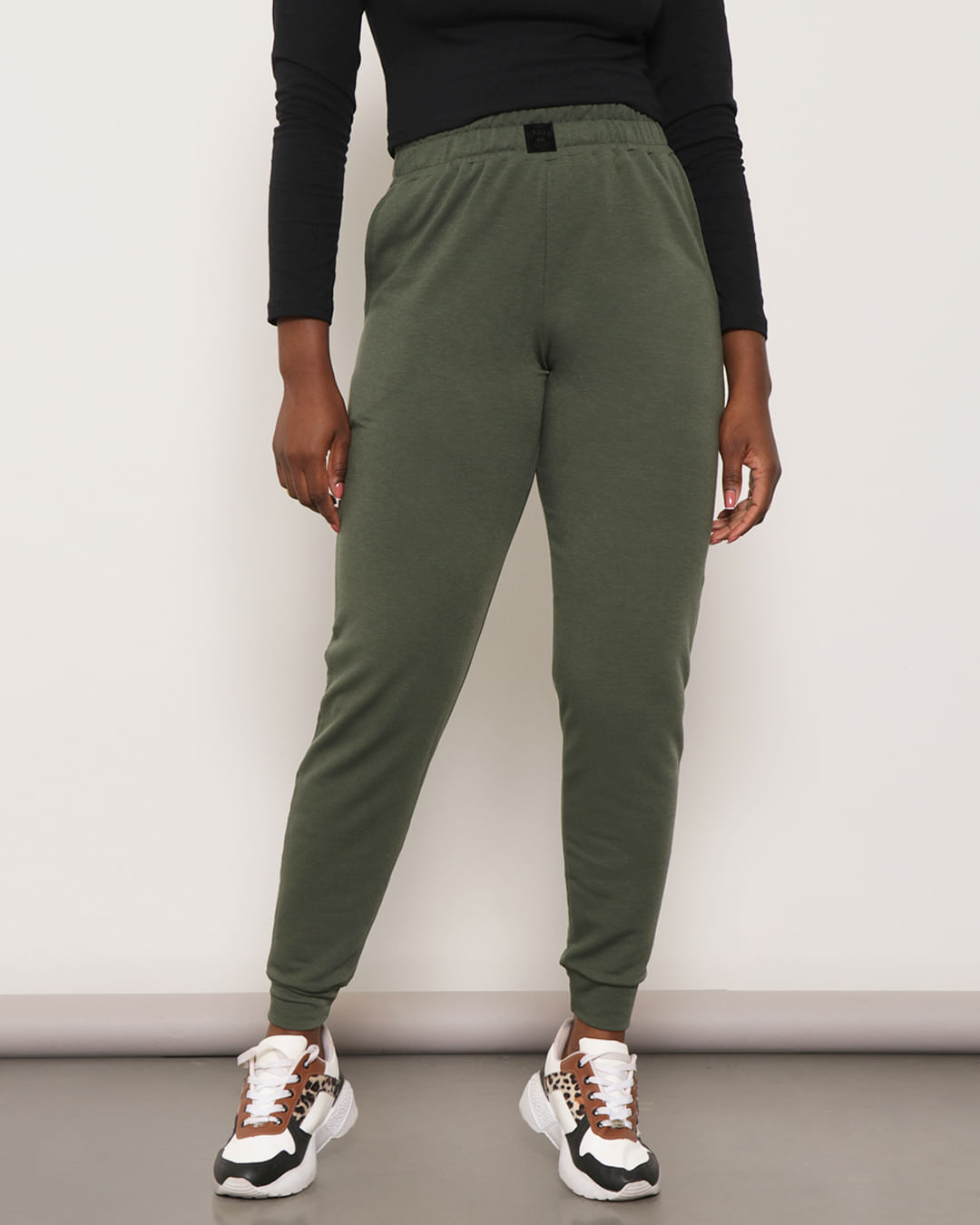 Calca-Feminina-Moletinho--Jogger-Verde