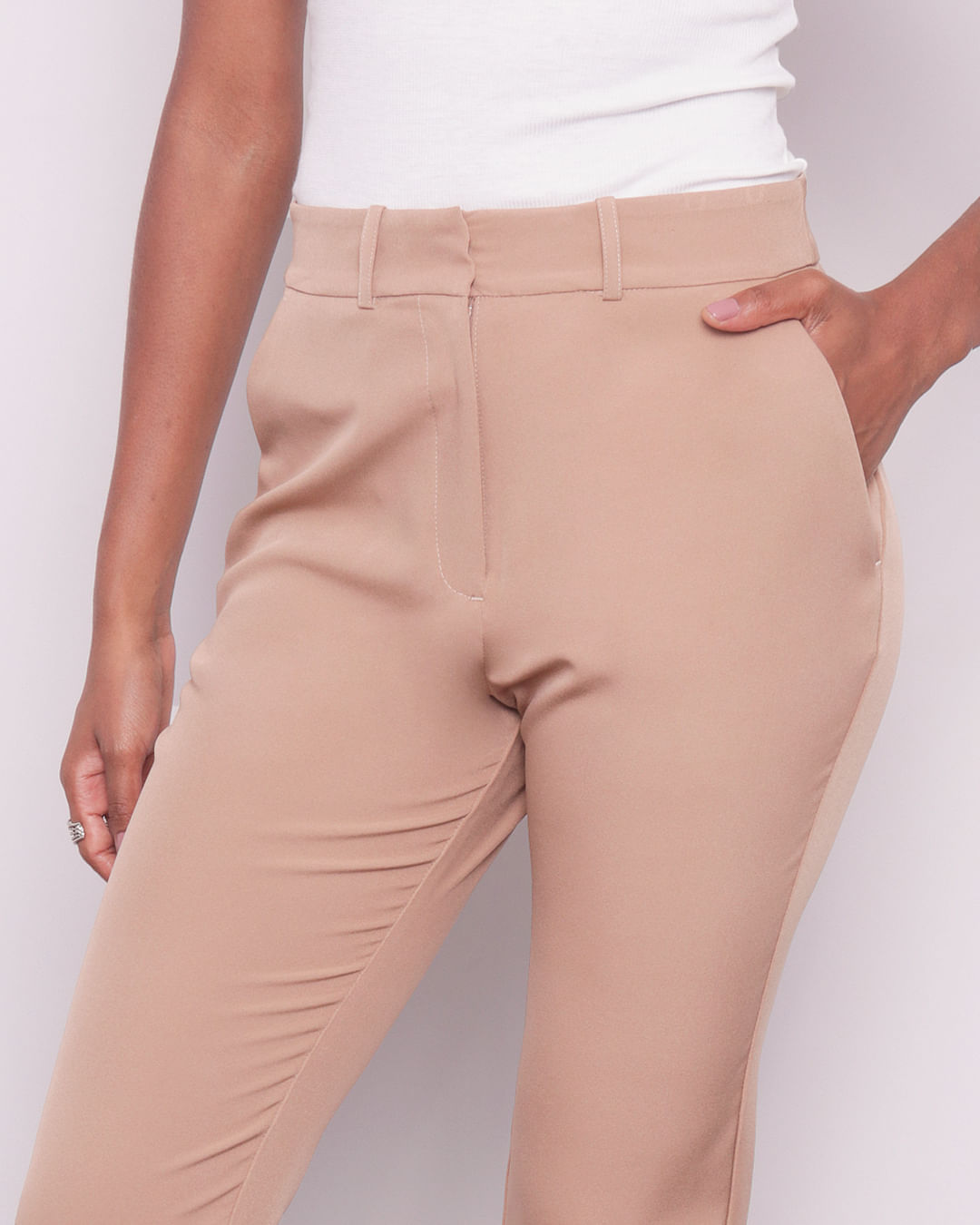 Calça Alfaiataria Feminina Reta Bege - Main Image