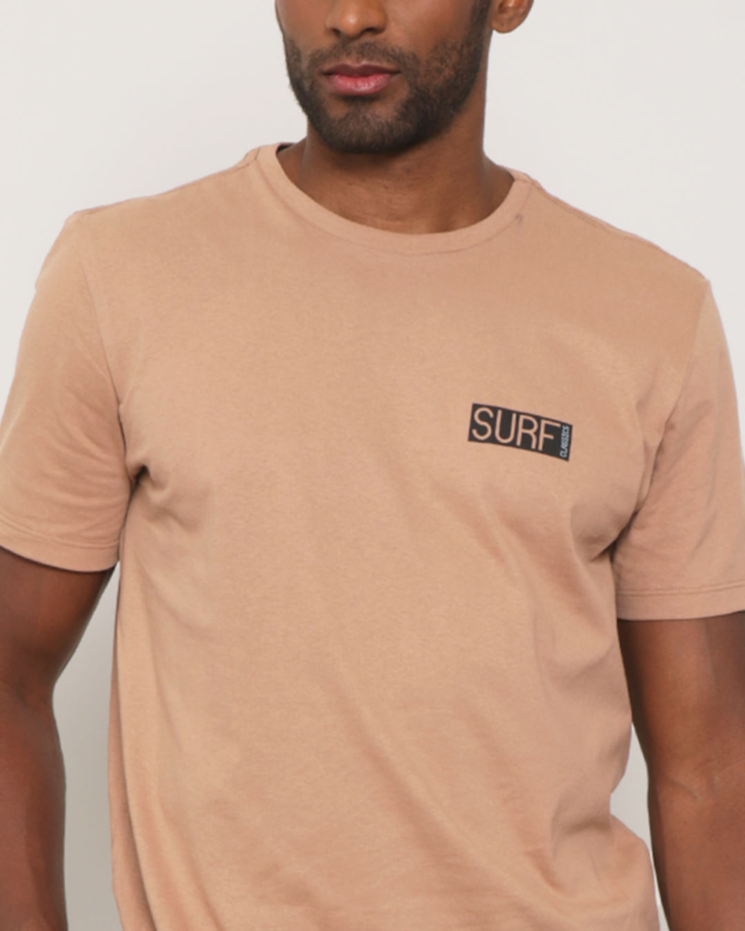 Camiseta-Masculina-Surf-Com-Estampa-Nas-Costa-Marrom