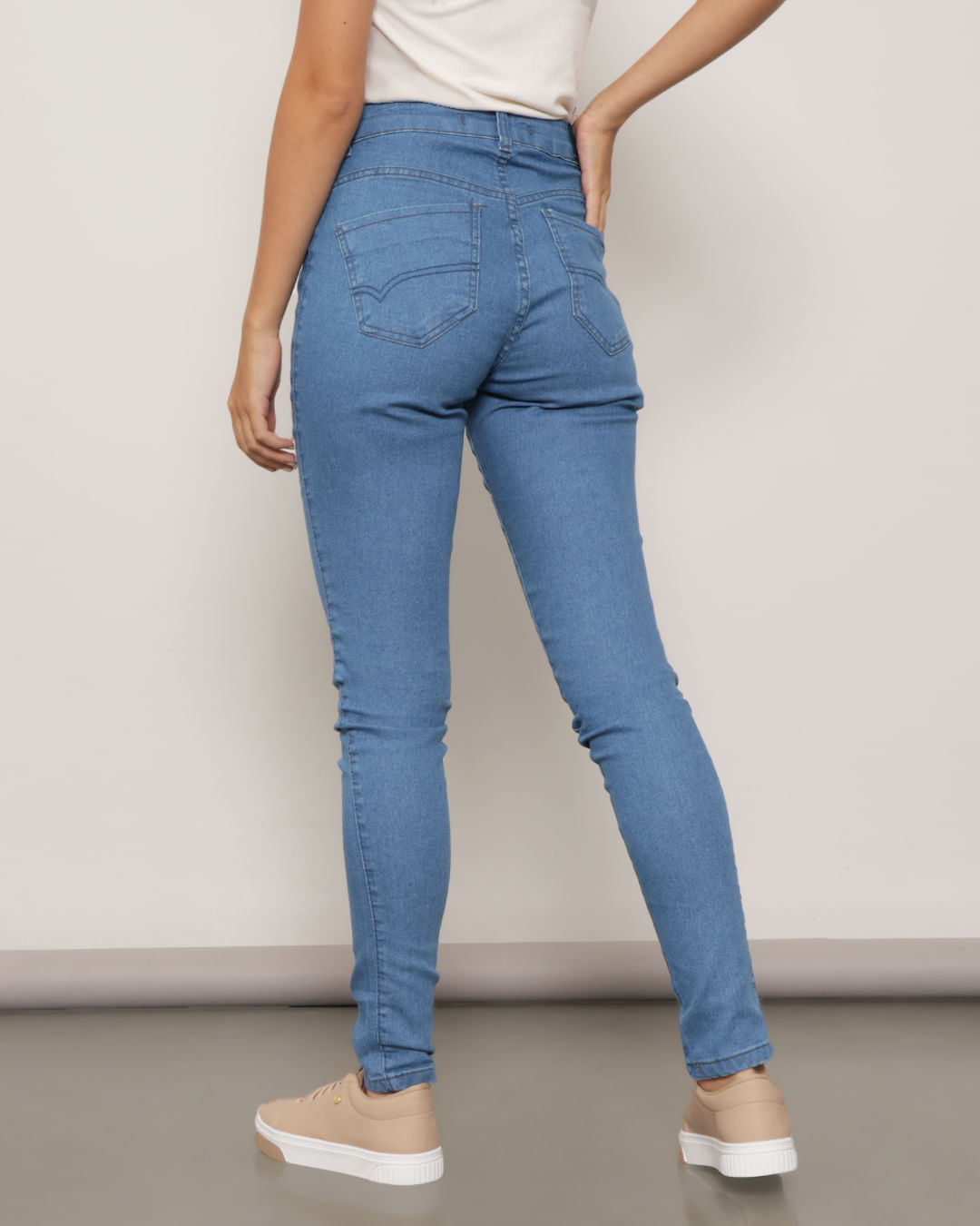 Calca-Jeans-Feminina-Com-Puido-Skinny-Biotipo-Azul