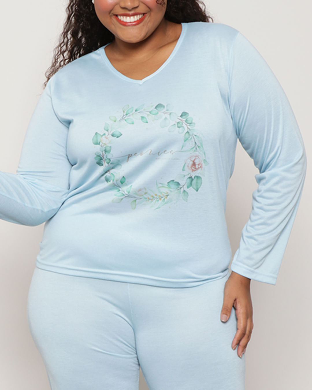 Pijama-Feminino-Plus-Size-Longo-Estampa-Floral-Azul