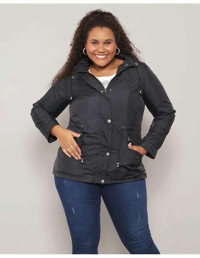 Jaqueta-Corta-Vento-Plus-Size-Feminina-Com-Capuz-Preta