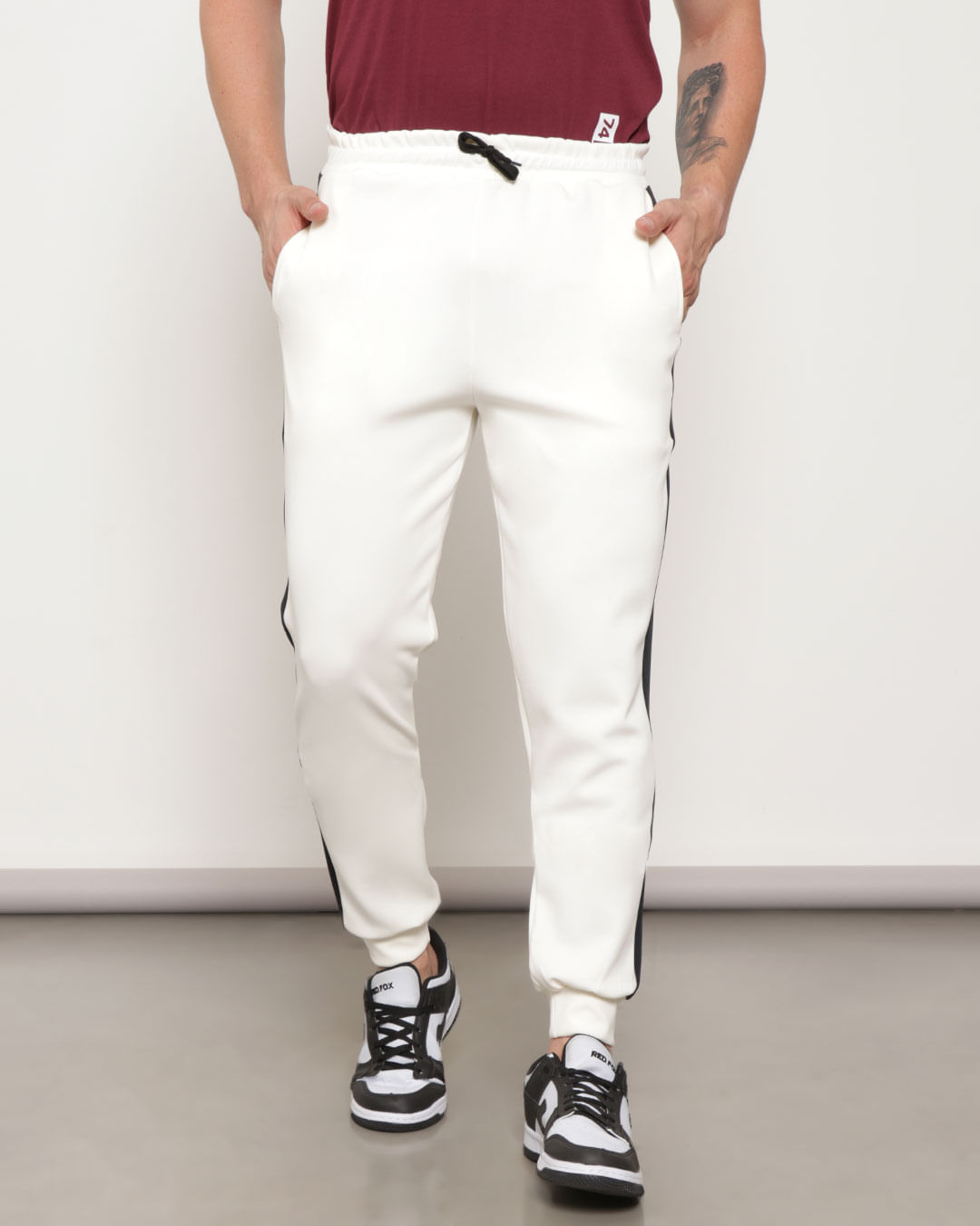 Calca-Masculina-Helanca-Jogger-Com-Recorte-Off-White