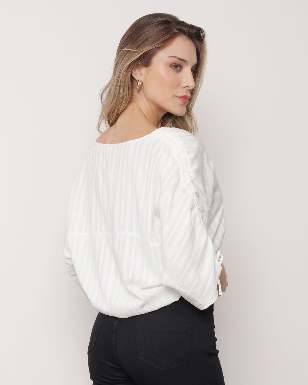 Blusa-Feminina-Com-Colisse-Off-White